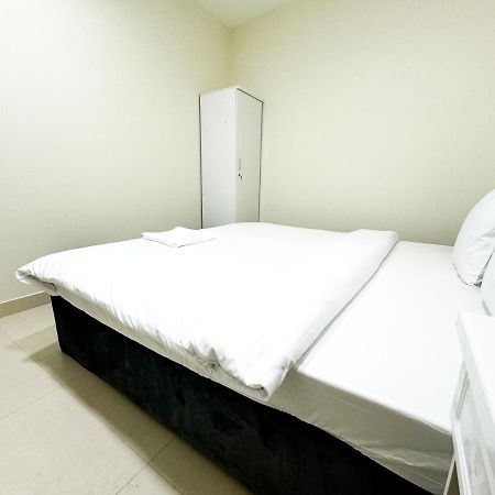 Ras Star Residence - Home Stay Dubai Eksteriør billede