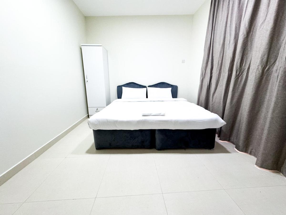 Ras Star Residence - Home Stay Dubai Eksteriør billede