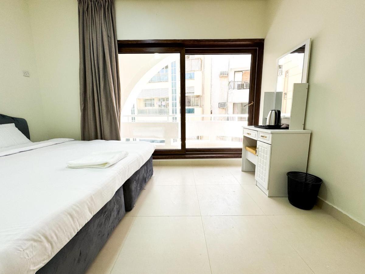 Ras Star Residence - Home Stay Dubai Eksteriør billede